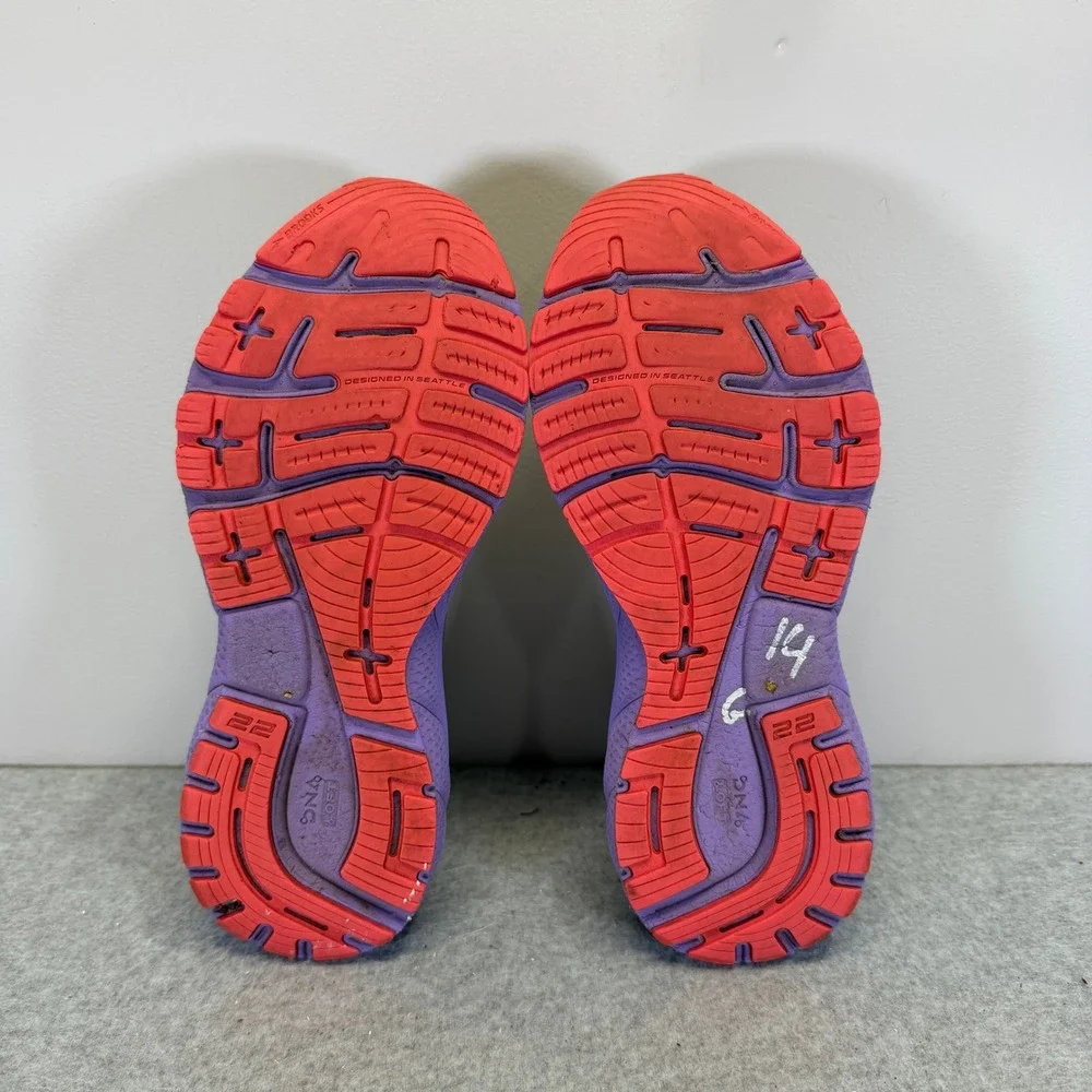 Brooks Adrenaline GTS 22 Womens Shoes Size 8.5 Cream Purple Coral 1203531B105